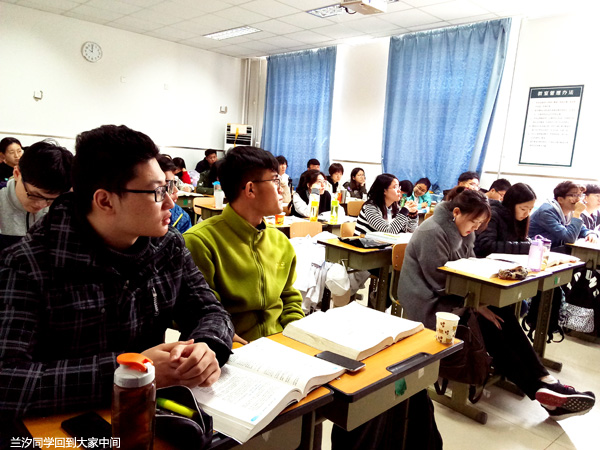 回到教室上课.jpg 回到教室上课.jpg